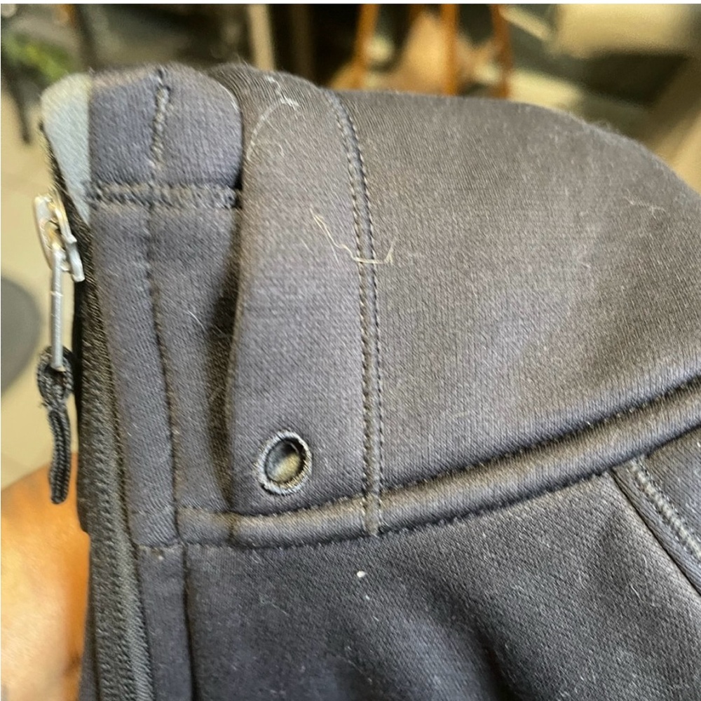 Patagonia Black Fleece-Lined Jacket - Picture 4 of 8